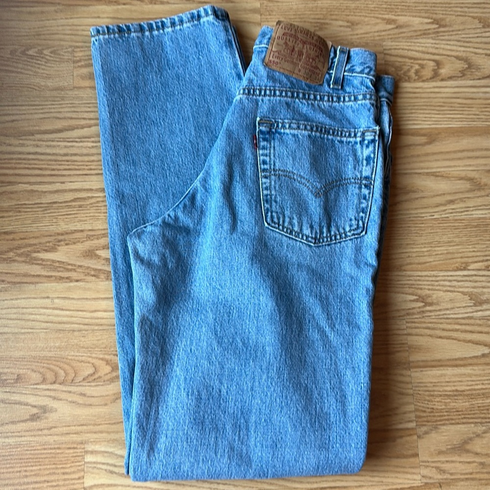 Vintage 1990’s Levi’s 550 Straight Leg Jeans